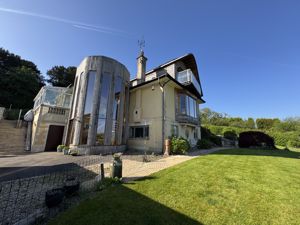 House and Entrance - click for photo gallery